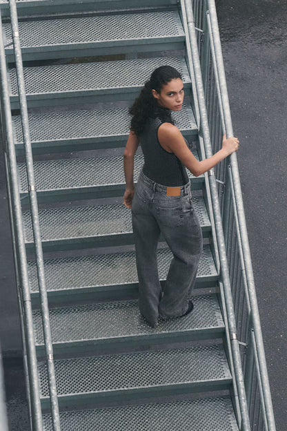 UrbanEdge Wide High Jeans